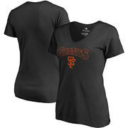 San Francisco Giants Fanatics Branded Women's Plus Size Cooperstown Collection Wahconah V-Neck T-Shirt - Black